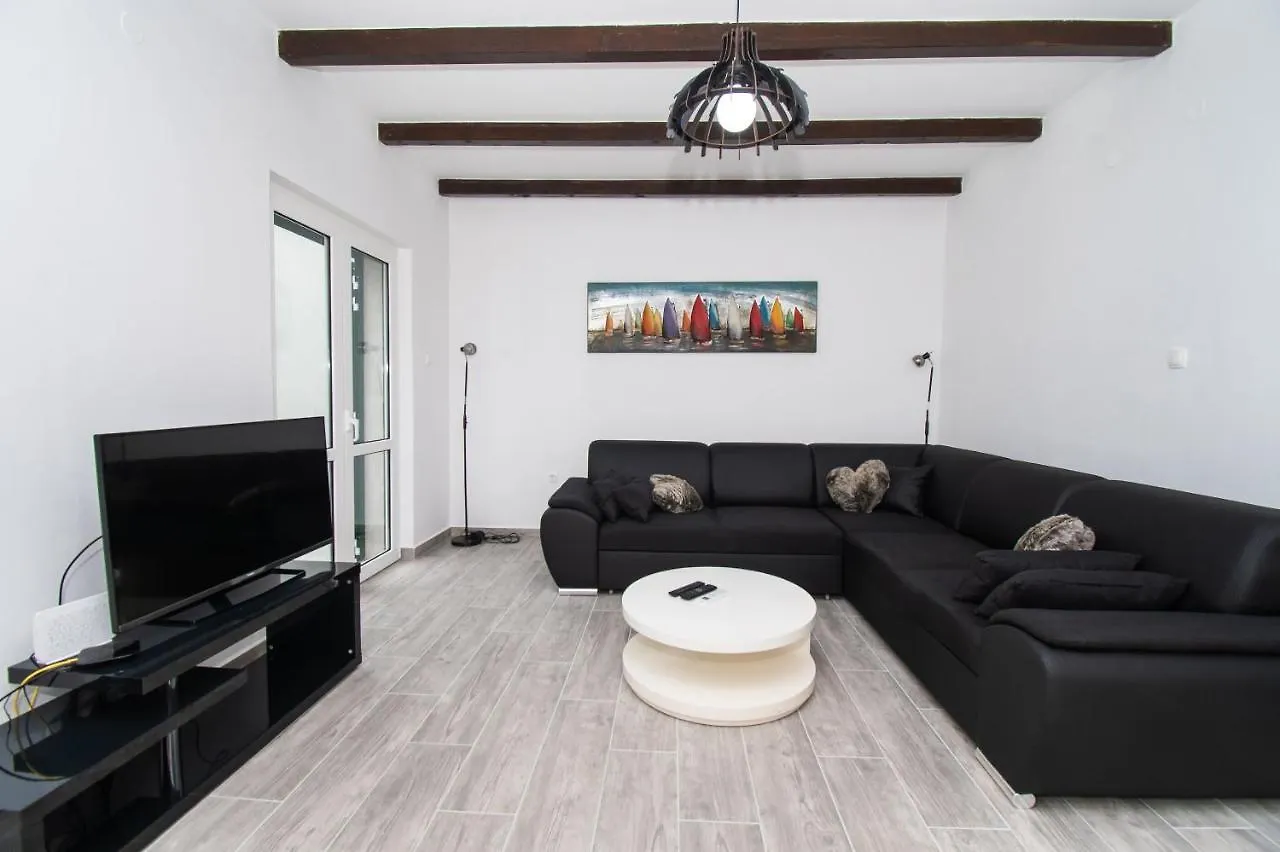 Villa Mungo Starigrad Paklenica